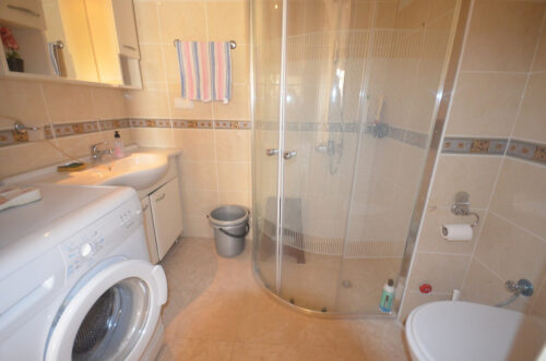 &nbsp; На продажу предлагаются просторная меблированная квартира 2+1 в одном из лучших районов