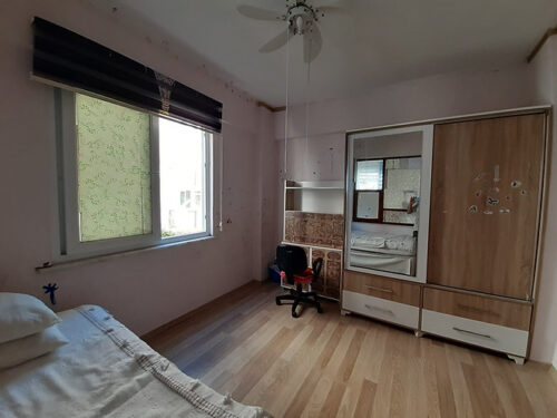 По отличной цене продается трёхкомнатная квартира в Махмутларе 2+1 первая