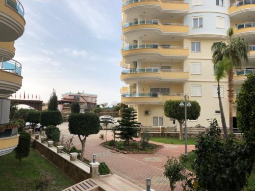 Большая меблированная квартира 2+1 в Toros 8 Residence