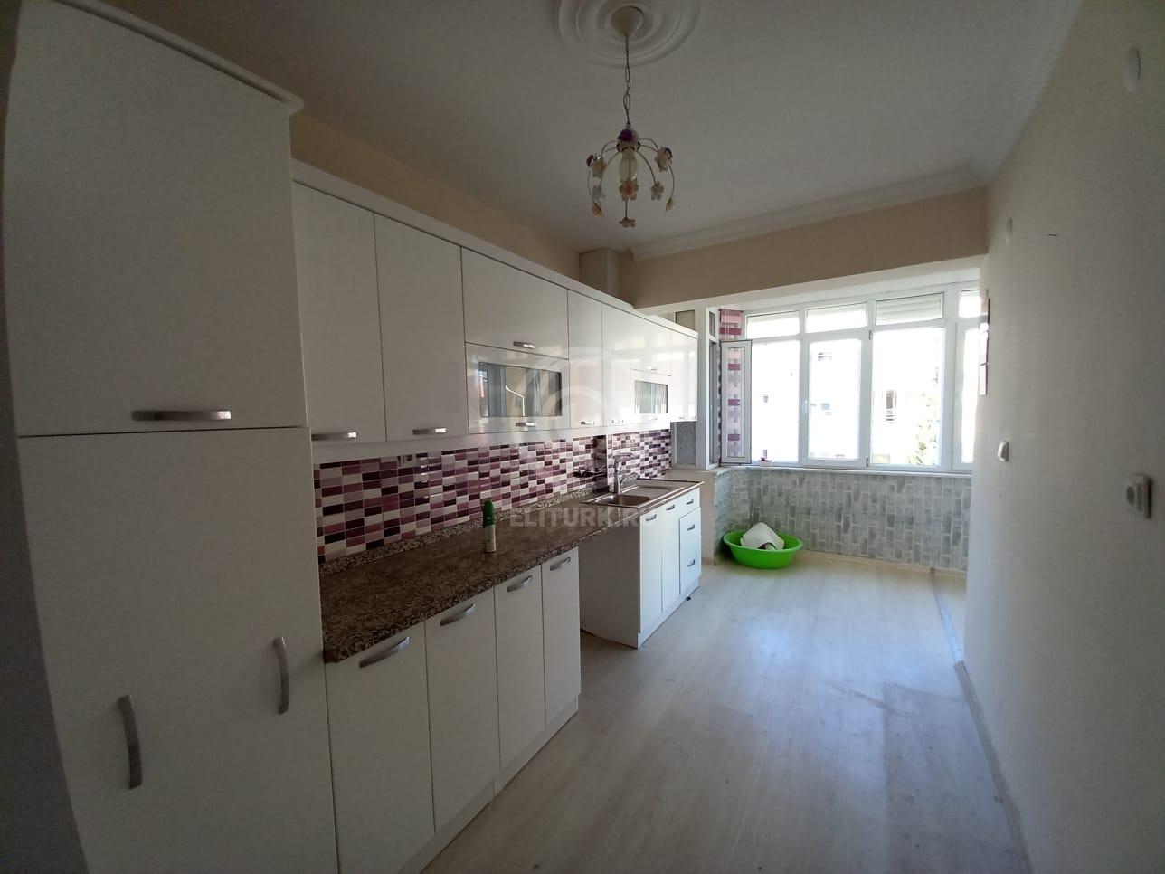 Квартира в центре Алании: 3+1 с отдельной кухней