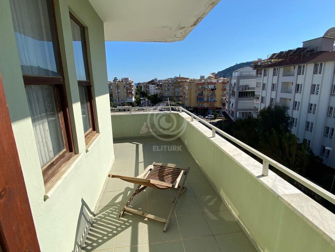 Квартира 2+1 в ценре Алании, Турция. До пляжа 600 м