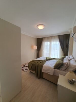 Купить квартиру в Алании, Оба, 2+1 с мебелью, 200м от