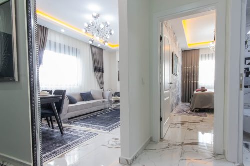 Продается квартира 1+1 с дизайнерским ремонтом в центре Махмутлара (Алания),