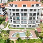 Kestel Version Residence состоит из одного пятиэтажного жилого блока всего
