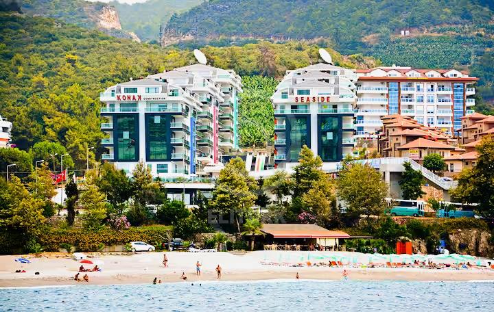 Срочная продажа квартиры 1+1 в Konak Seaside Resort