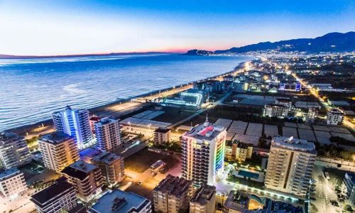 Вторичные объекты в жилом комплексе Calista Premium Cebeci: квартиры у моря в Махмутларе. Турция Аланья Махмутлар