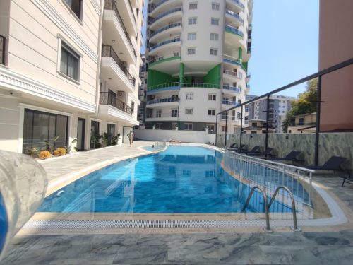 Срочная продажа 1+1 квартиры в Махмутларе — Tomris Residence, Алания