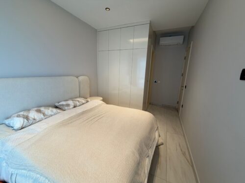 Продажа квартиры 2+1 в Махмутларе на 1 линии моря, Cebeci