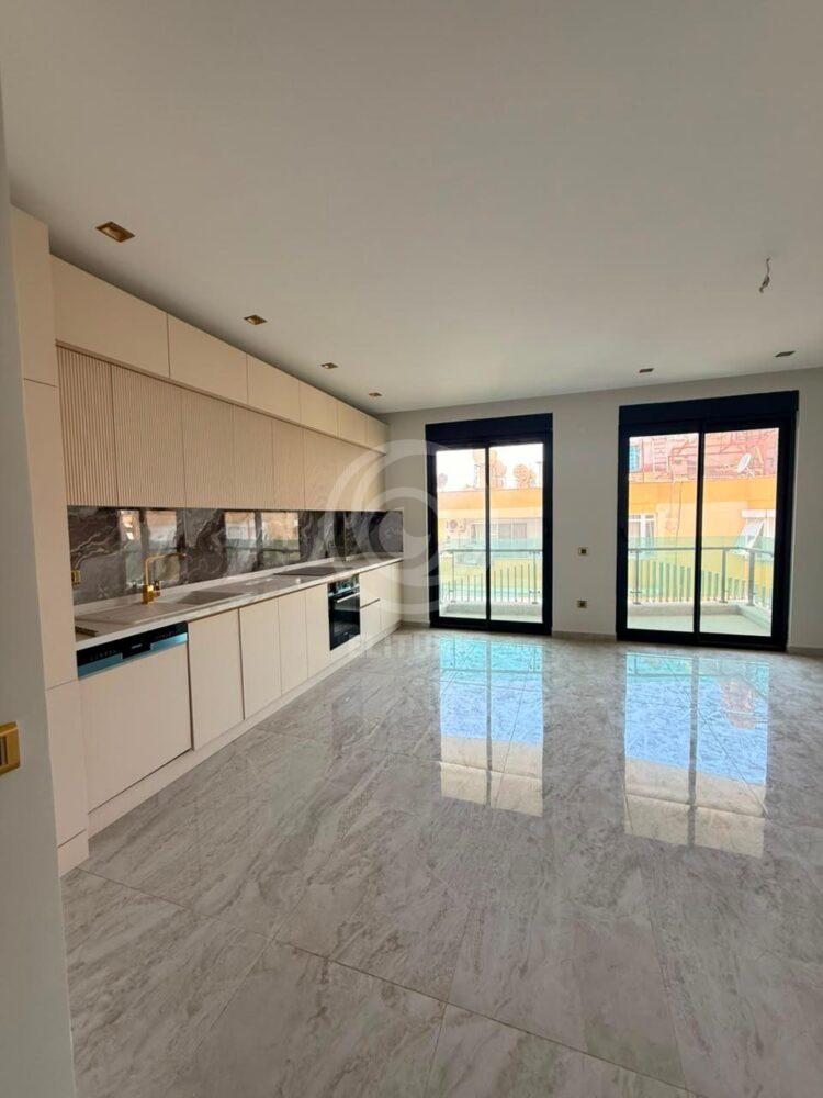 Квартира-пентхаус 2+1 в Besthome 37